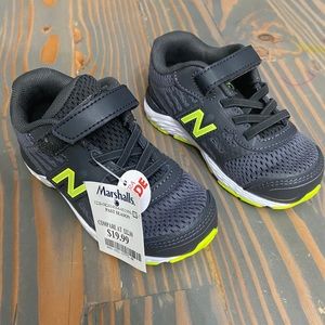 New Balance Toddler Boys - Extra Wide (Ka680)